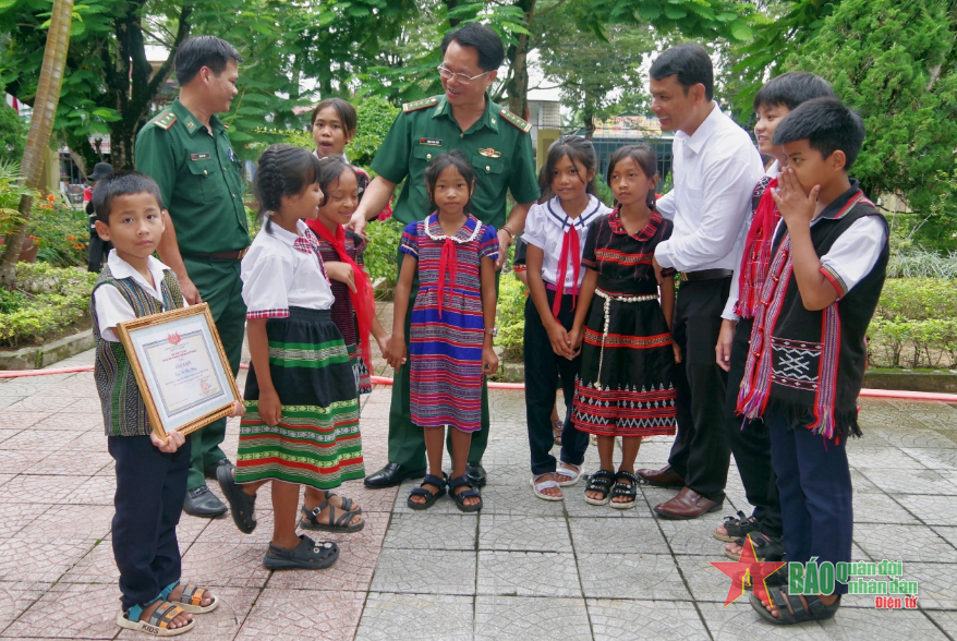 Trái ngọt từ yêu thương